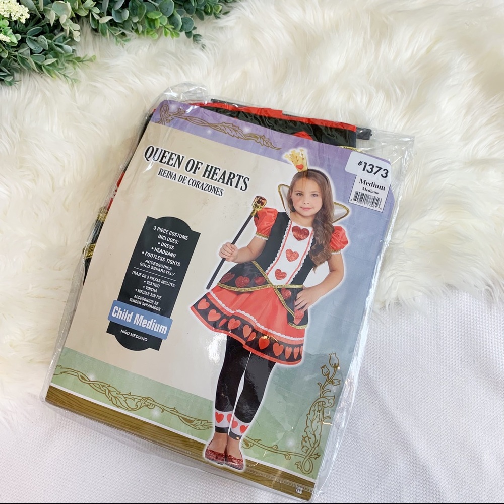 Queen of Hearts Child’s Costume NWT medium 8/10 - Picture 4 of 10